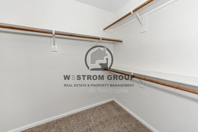 Building Photo - 9209 Leveret Ln