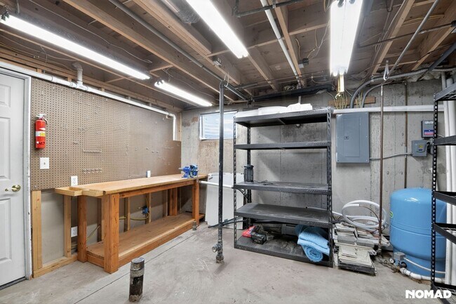 Building Photo - 12331 N Antelope Trail