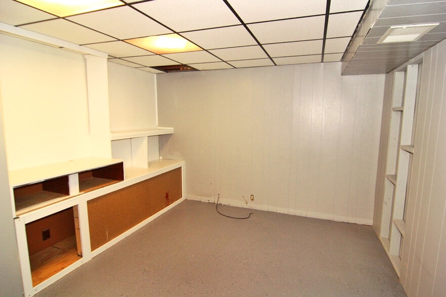 Building Photo - 1420 Wayne St