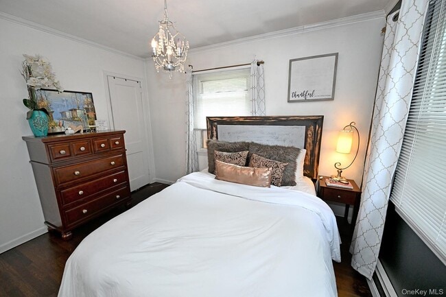 Building Photo - 3 New Castle Dr