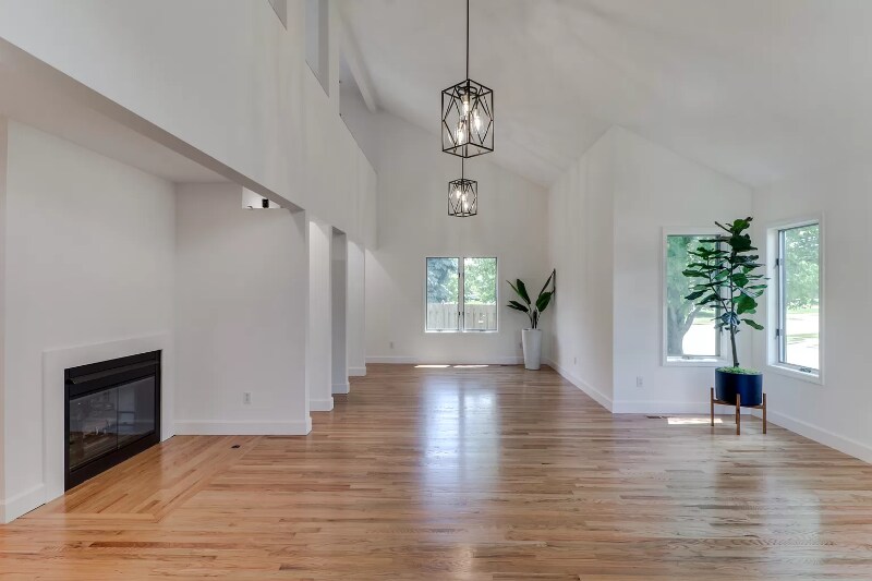 Primary Photo - 1 Downing Cir