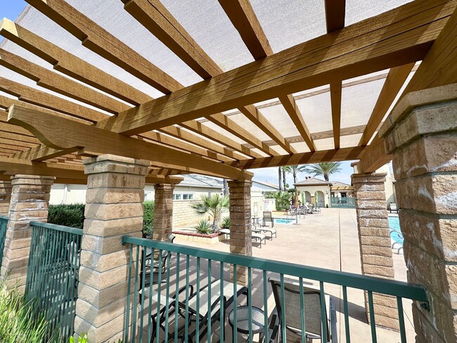 Building Photo - COMING SOON! * RARE OPPORTUNITY * SENIOR (55+) ROOM FOR RENT IN PRISTINE GATED COMMUNITY IN MENIFEE!