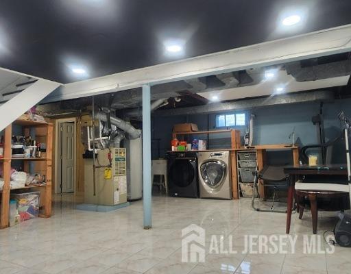 Building Photo - 1925 Verona Ave