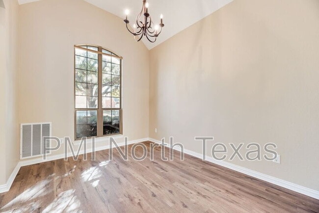 Building Photo - 2673 Pine Trail Dr