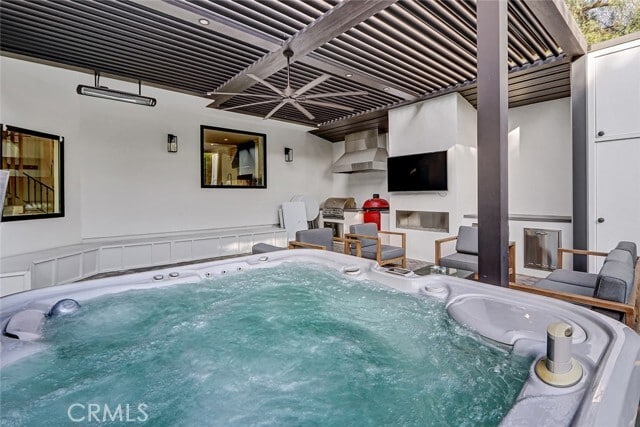 Building Photo - 1852 6th St