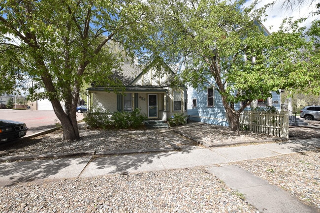Building Photo - 426 E Bijou St
