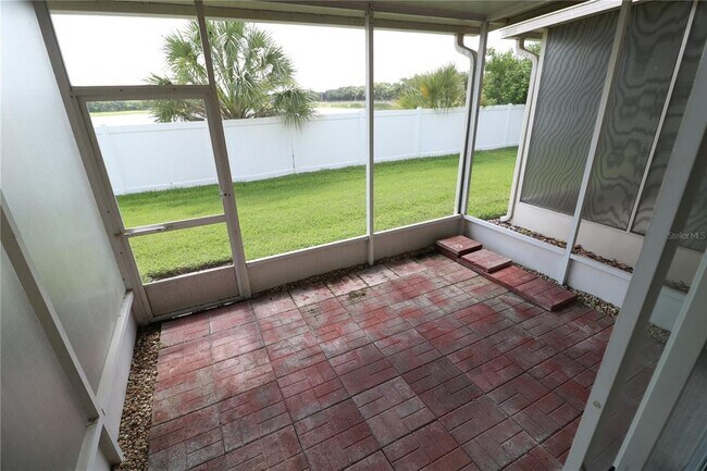Building Photo - 4866 Pond Ridge Dr