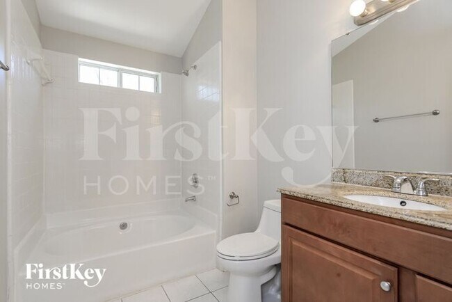 Building Photo - 8947 Chesham Dr