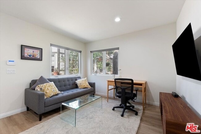 Building Photo - 2401 21st St