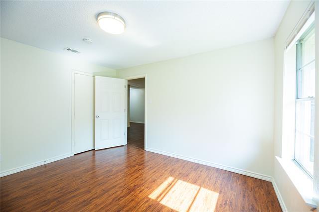 Building Photo - 501 Dogwood Dr