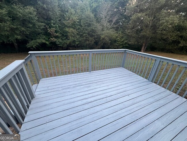 Building Photo - 1233 Crystal Bend