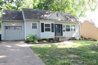 Building Photo - 1/2 Off Your August 2025 Rent On This 2 Be...