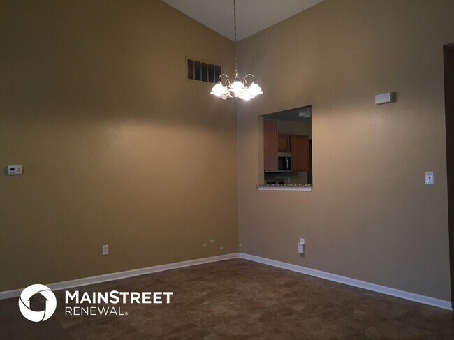 Building Photo - 6081 Bannister Ct