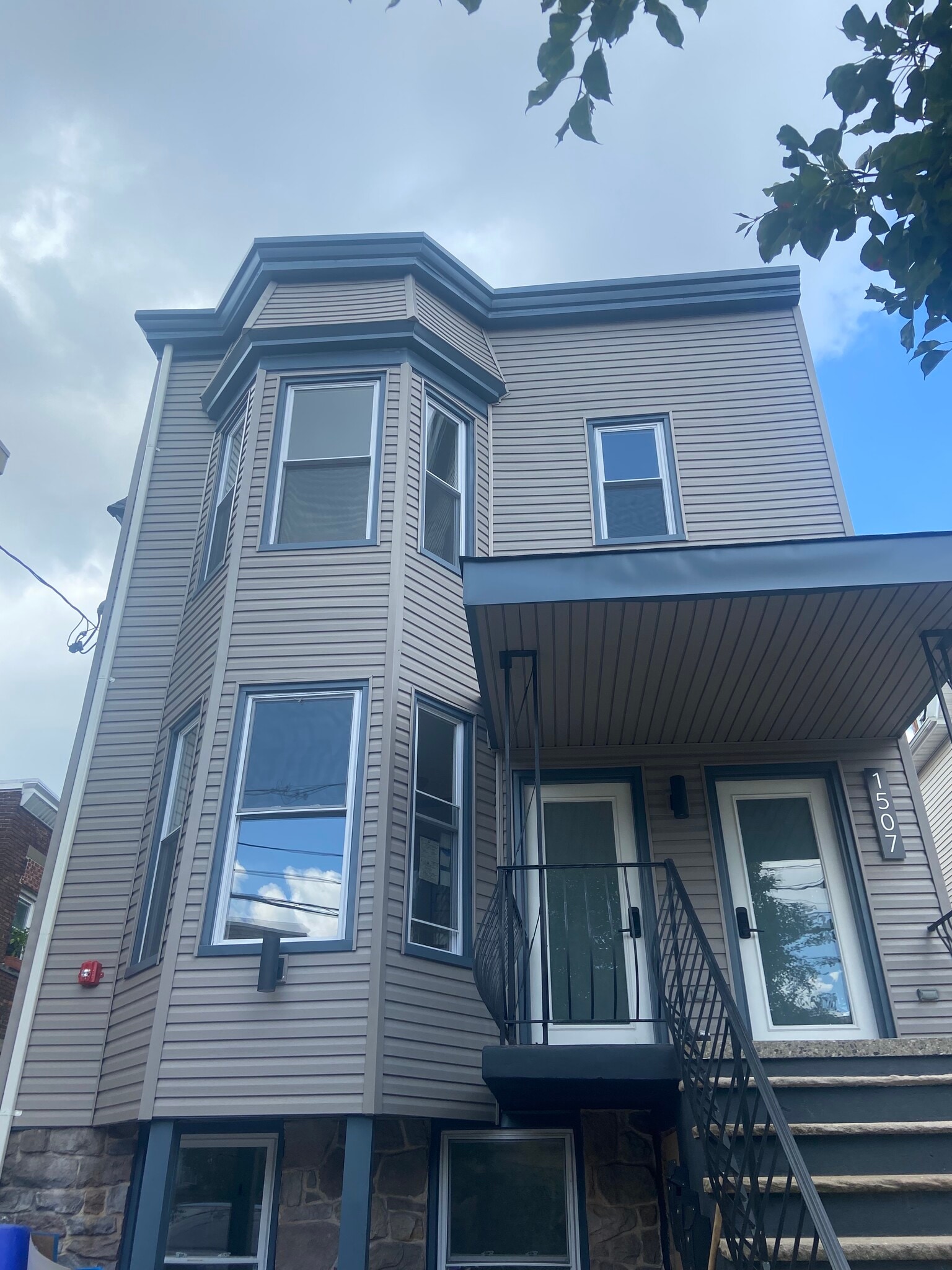 Property - 1507 West St