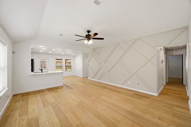 Building Photo - 13510 Gospel Way