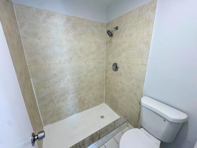 Building Photo - 4459 Treehouse Ln