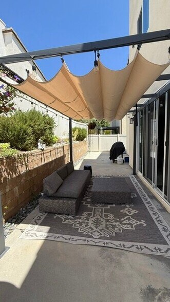 Building Photo - 8506 Sandstone Pl