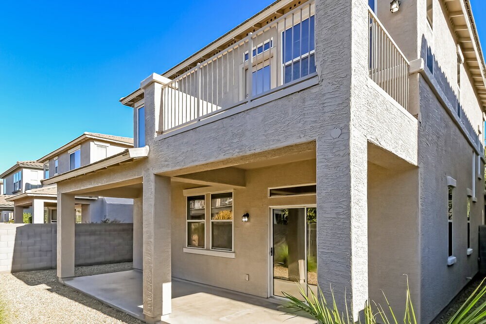 Building Photo - 1304 E Julian Dr