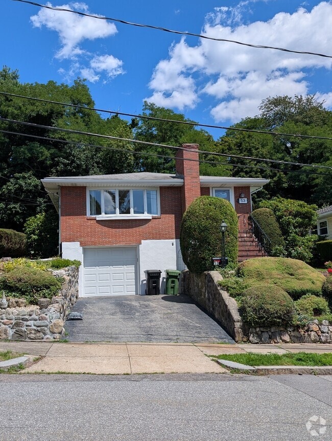 Building Photo - 53 Oakley Rd