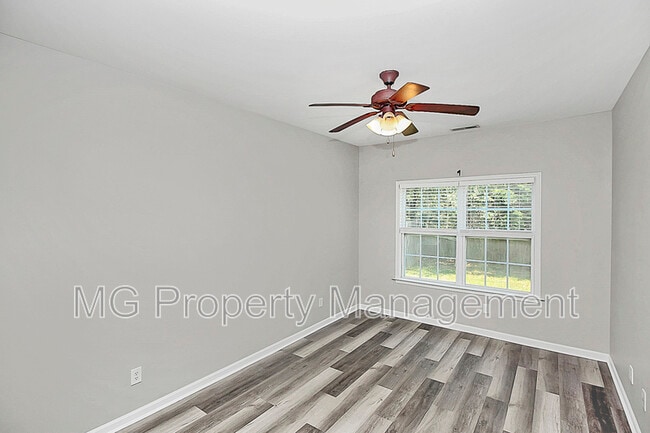 Building Photo - 162 Brookshire Dr