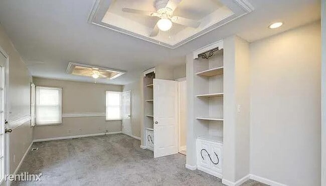 Building Photo - 4411 Savage Dr