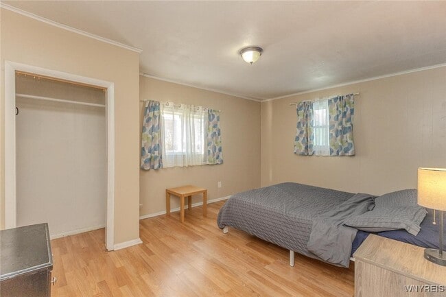 Building Photo - 1968 Mackenna Ave