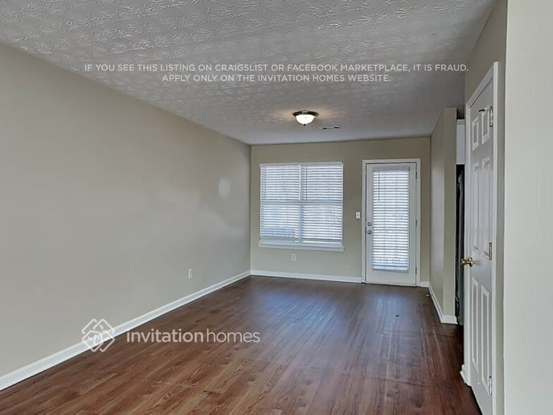 Building Photo - 2327 Smallwood Rd