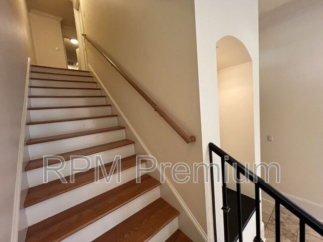 Building Photo - 17703 Shady Creek Ave