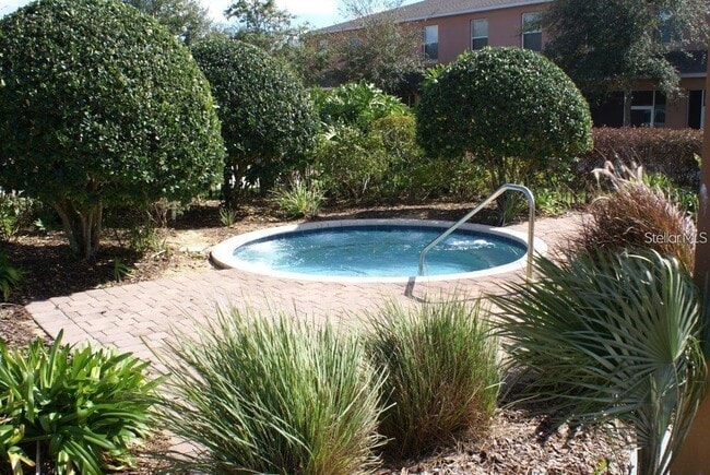 Building Photo - 765 Chelsea Dr