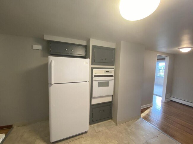 Building Photo - 6326 Ridge Road Unit #01 Basement