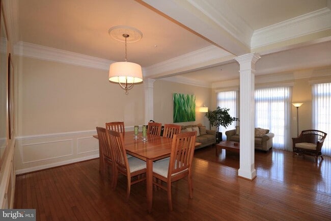 Building Photo - 13539 Flowerfield Dr