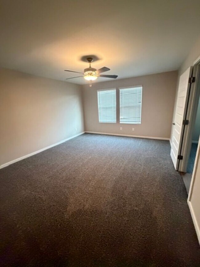 Building Photo - Newer home in Tempe!! 3 bedrooms & 2.5 baths with 2-car garage. Loaded with upgrades!