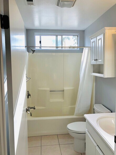 Guest Bathroom - 186 Hurst Ave