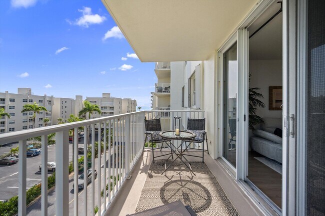 Building Photo - 3540 S Ocean Blvd