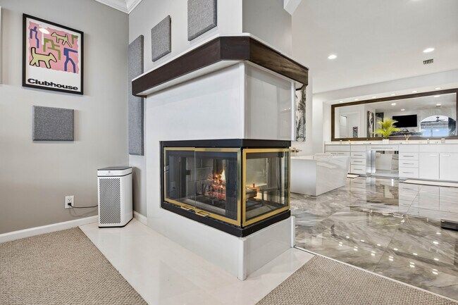 Building Photo - 14030 Mandarin Oaks Ln
