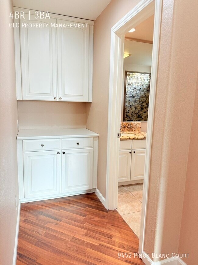 Building Photo - 9452 Pinot Blanc Ct