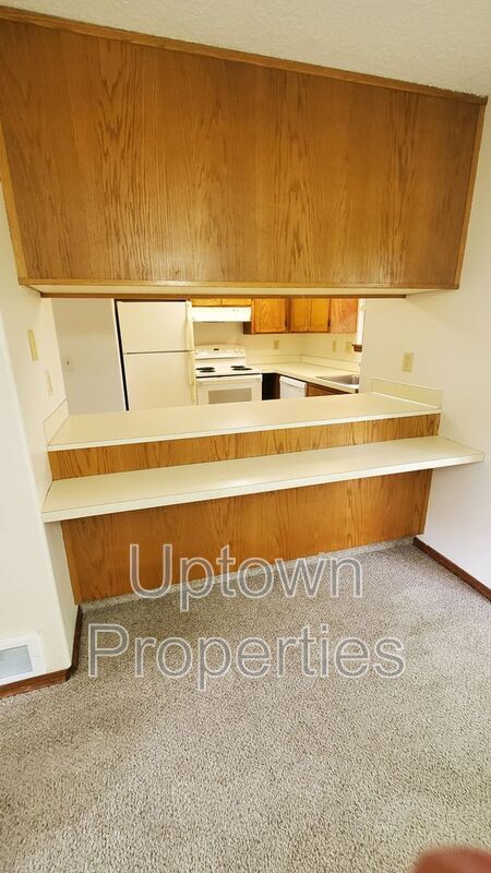Building Photo - 1516 SW Dewitt St