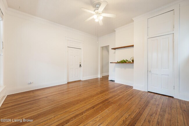 Building Photo - 1820 Sherwood Ave