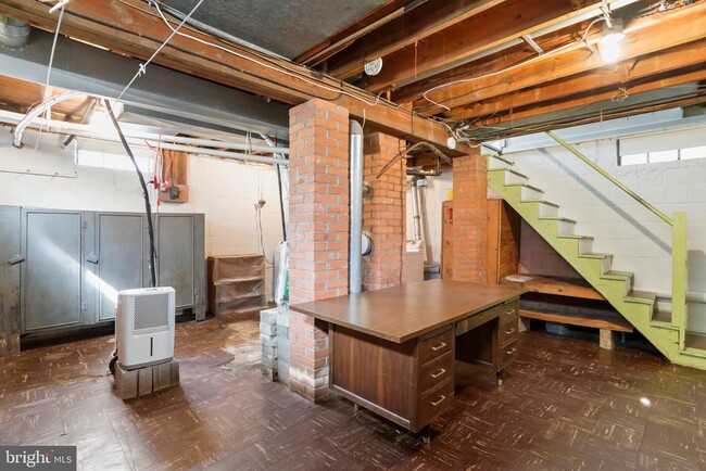 Building Photo - 502 Wayne Ave