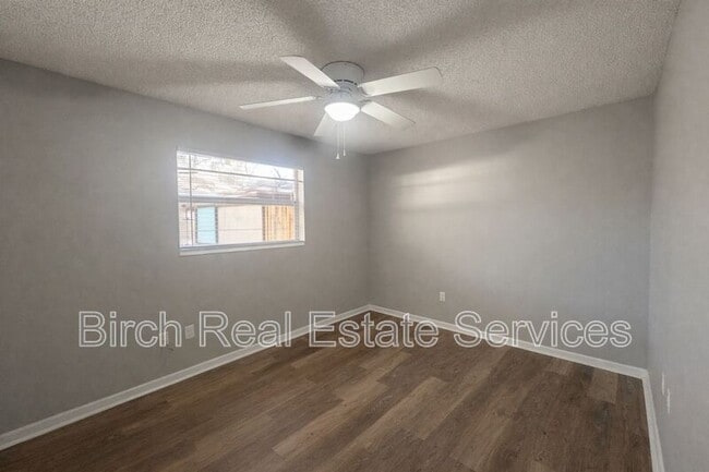 Building Photo - 449 2nd Ave