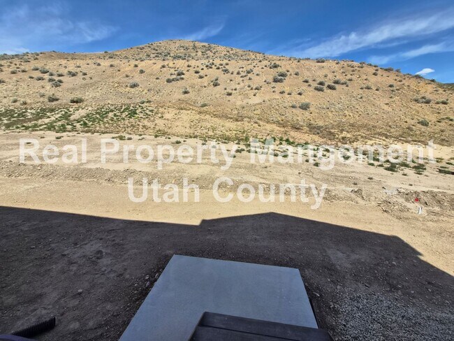 Building Photo - 2172 Cape Fox Way
