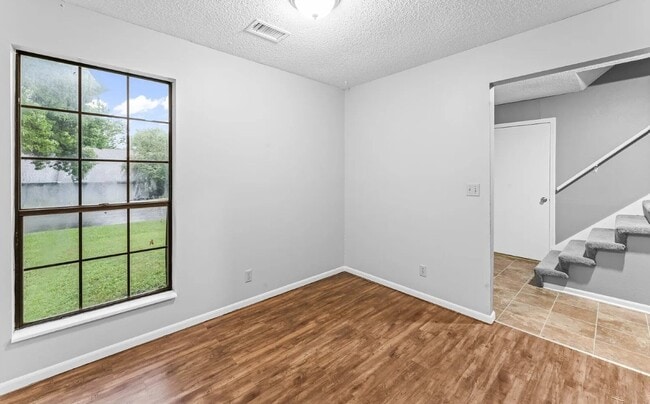 Building Photo - 16107 W 141st Terrace