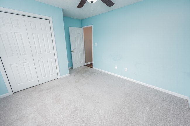Building Photo - 910 Gum Branch Ct