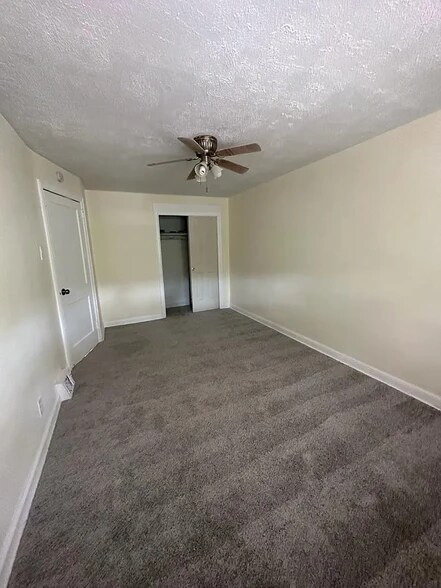 Building Photo - 8014 Williams Ave
