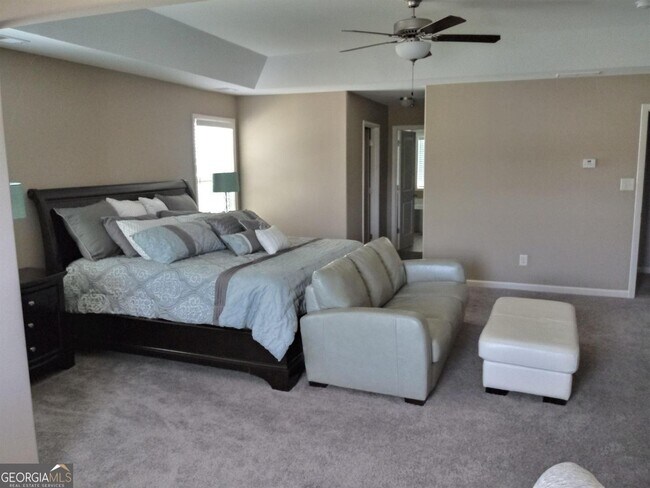 Building Photo - 201 Cliffhaven Cir