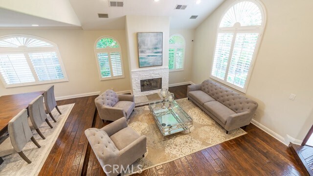 Building Photo - 4461 Stern Ave