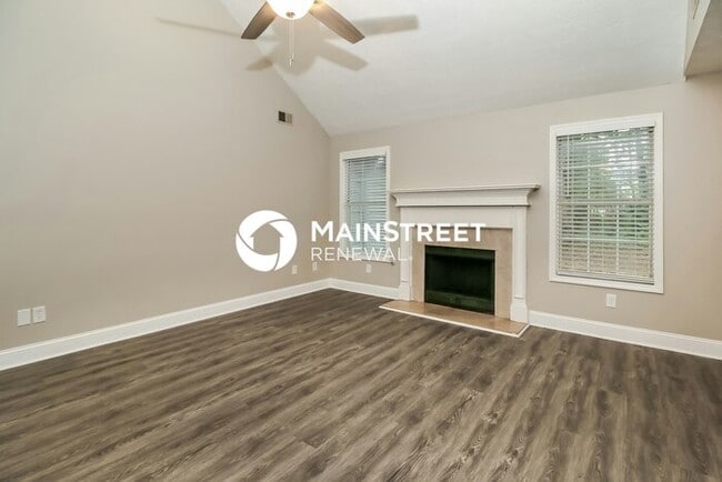 Building Photo - 3 Bedroom Pet-Friendly Home in Covington, ...