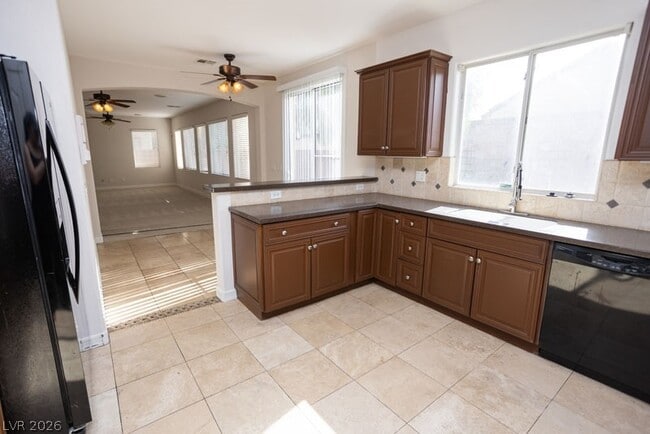 Building Photo - 4909 N Madre Maria Ct