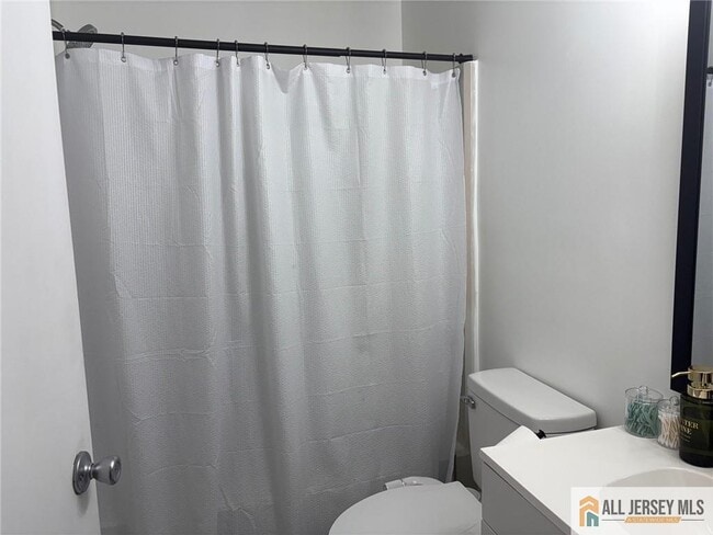 Building Photo - 802 Lindsey Ct