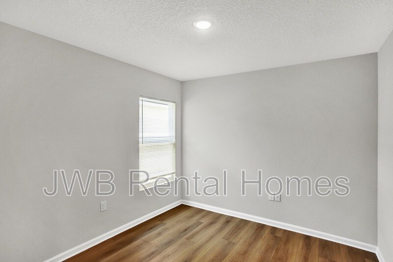 Building Photo - 5440 Chenango Blvd